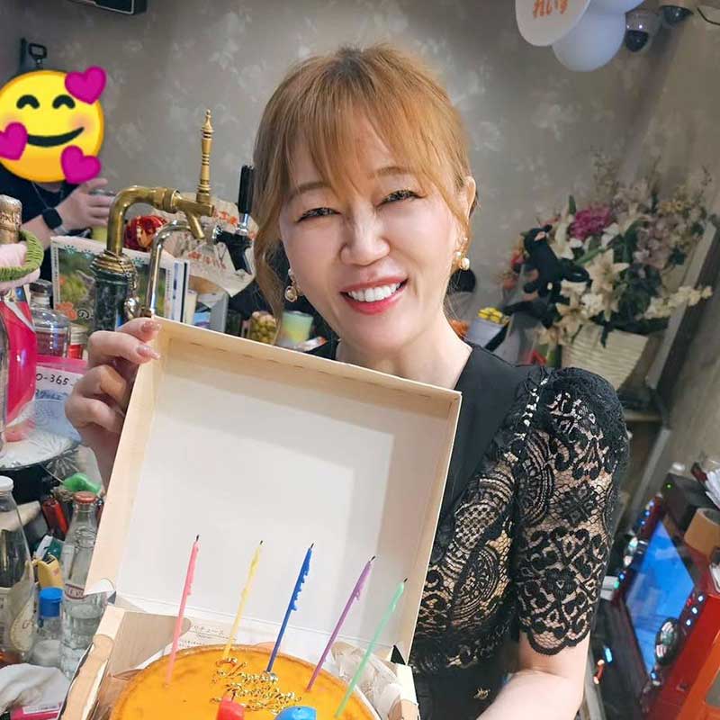 進藤かおり